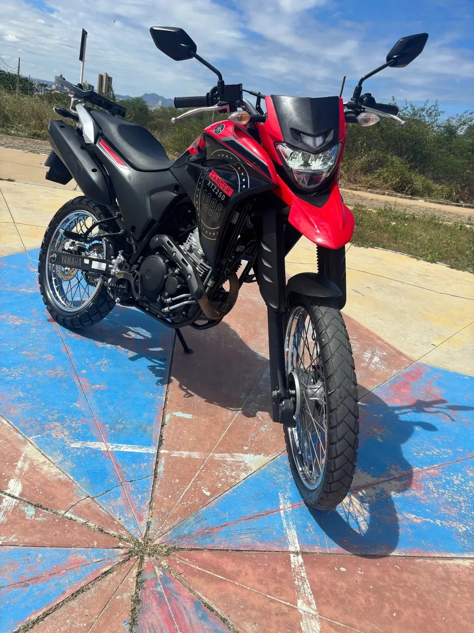 YTZ Lander modelo 2024 - Foto 4