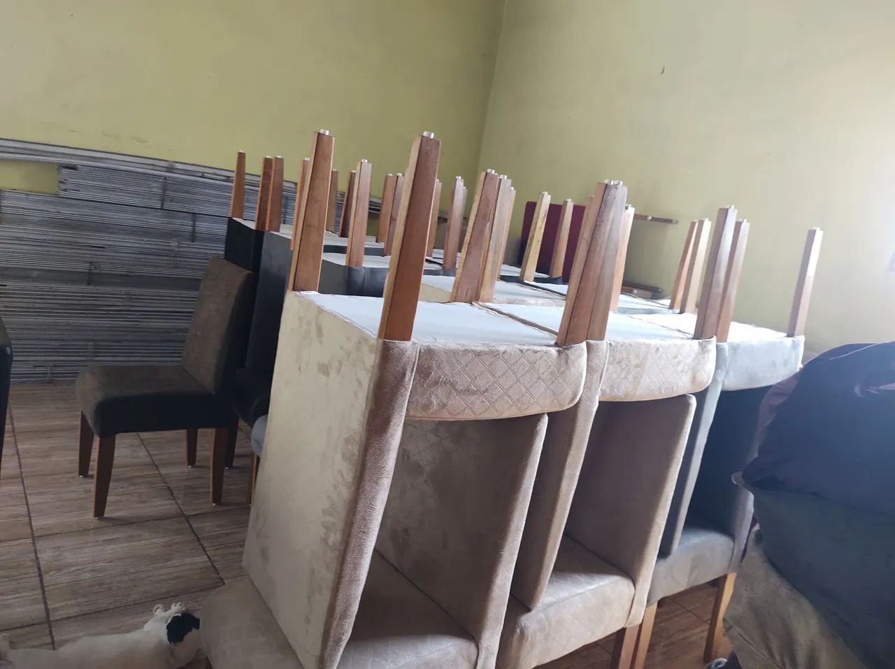 Cadeiras almofadadas para sala de jantar  - Foto 3