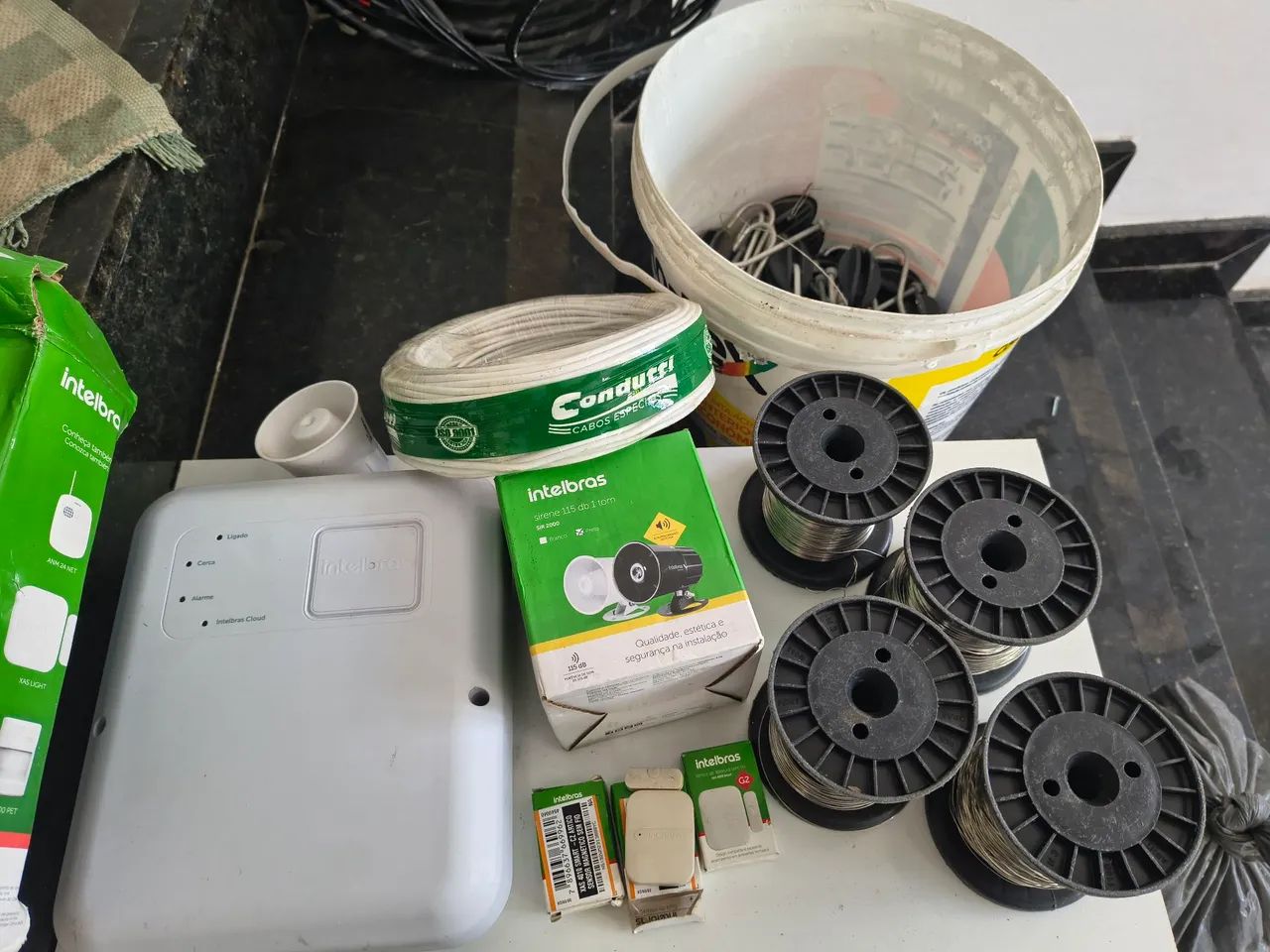 Kit Cerca Elétrica Intelbras 