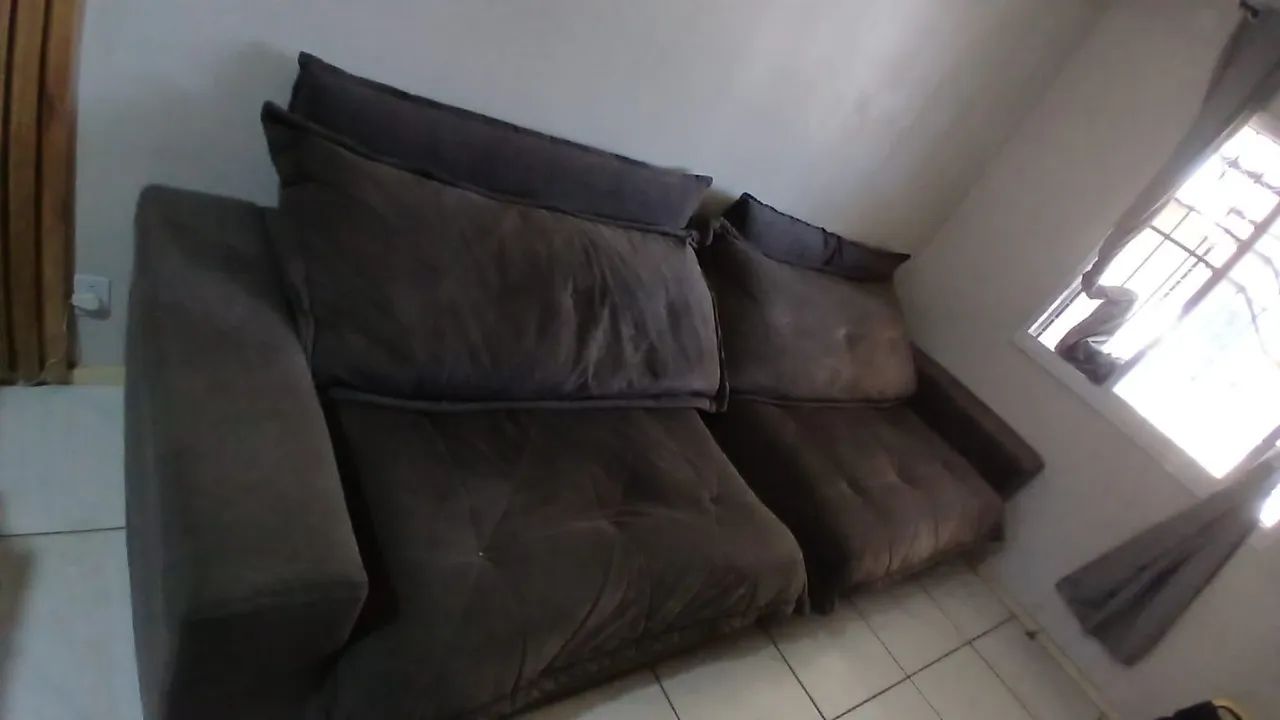 Vendo sofá 6 lugares R$ 800.0065746292887043121