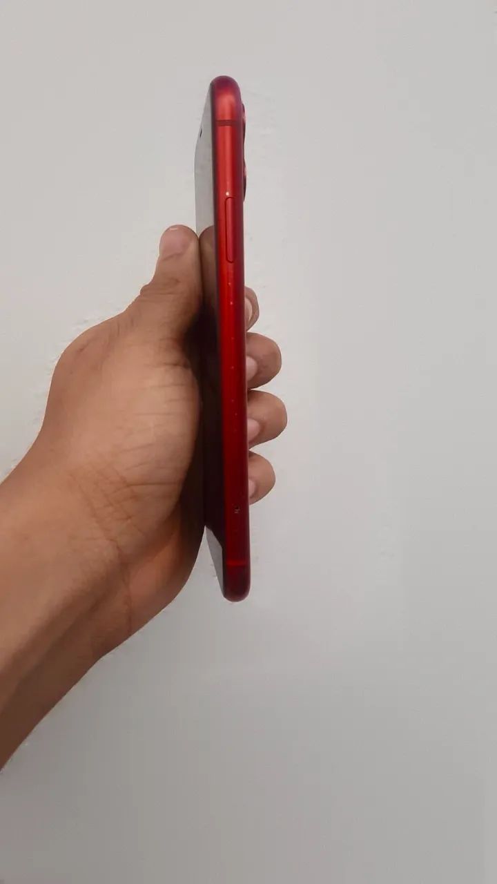 IPhone 11 64GB Red  - Foto 2