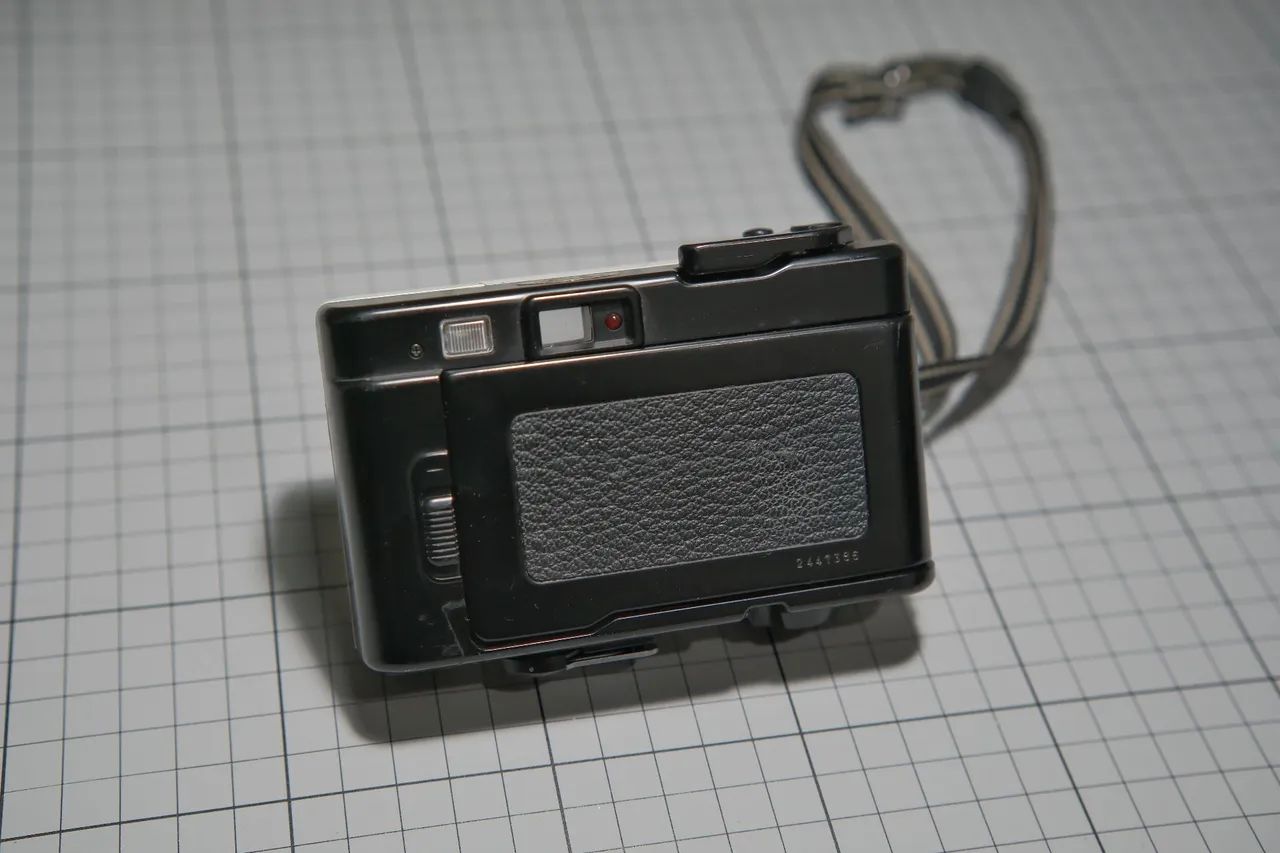 Câmera analógica Konica C35EF3 - Foto 3
