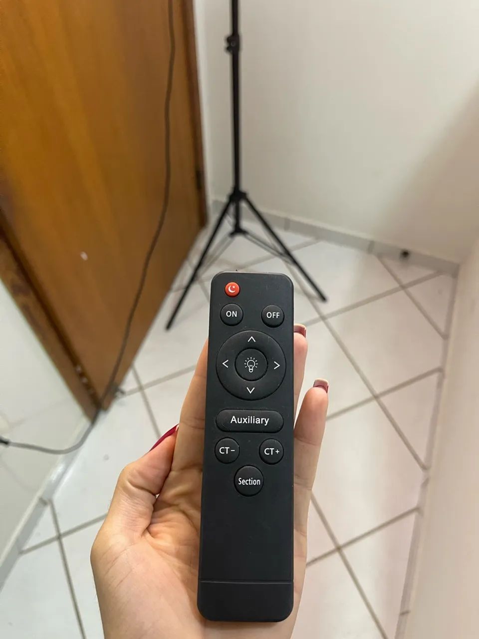 Ring Light Grande Iluminador 18 polegadas Com Suporte 3 Celulares e Tripe 2,10 altura - Foto 3