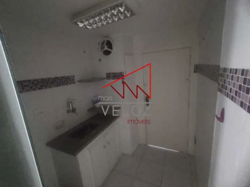 Sala : / Comercial / Centro
