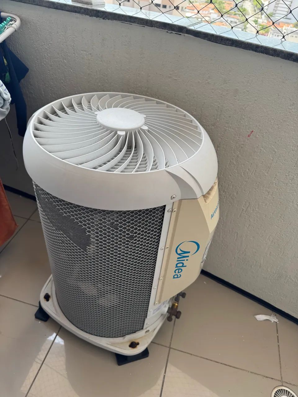 Ar Condicionado Midea 30.000 btus - Foto 2