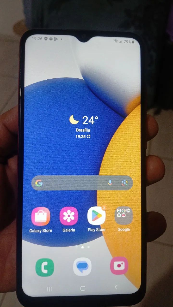 VENDO UM.CELULAR A03
