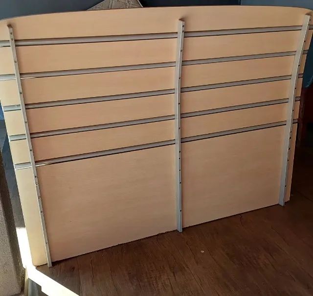 Cama com colchão usados