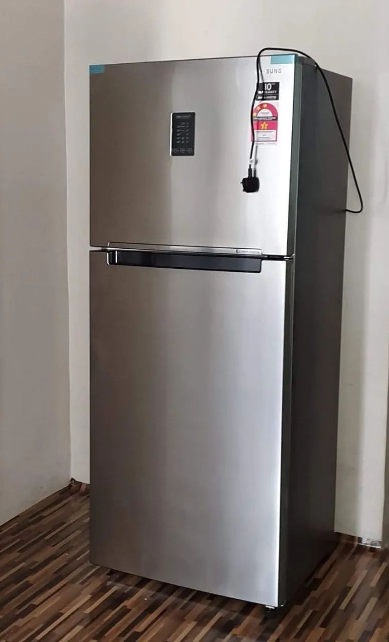 Geladeira Electrolux semi nova em perfeito estado