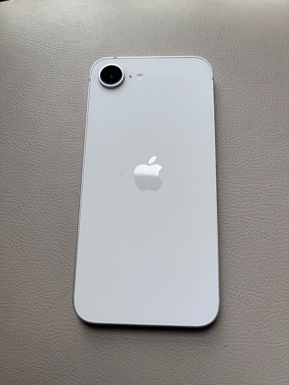 iPhone 16e  - Foto 2