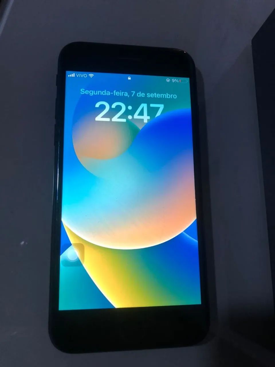 iPhone 8 com detalhes Leia a descrição