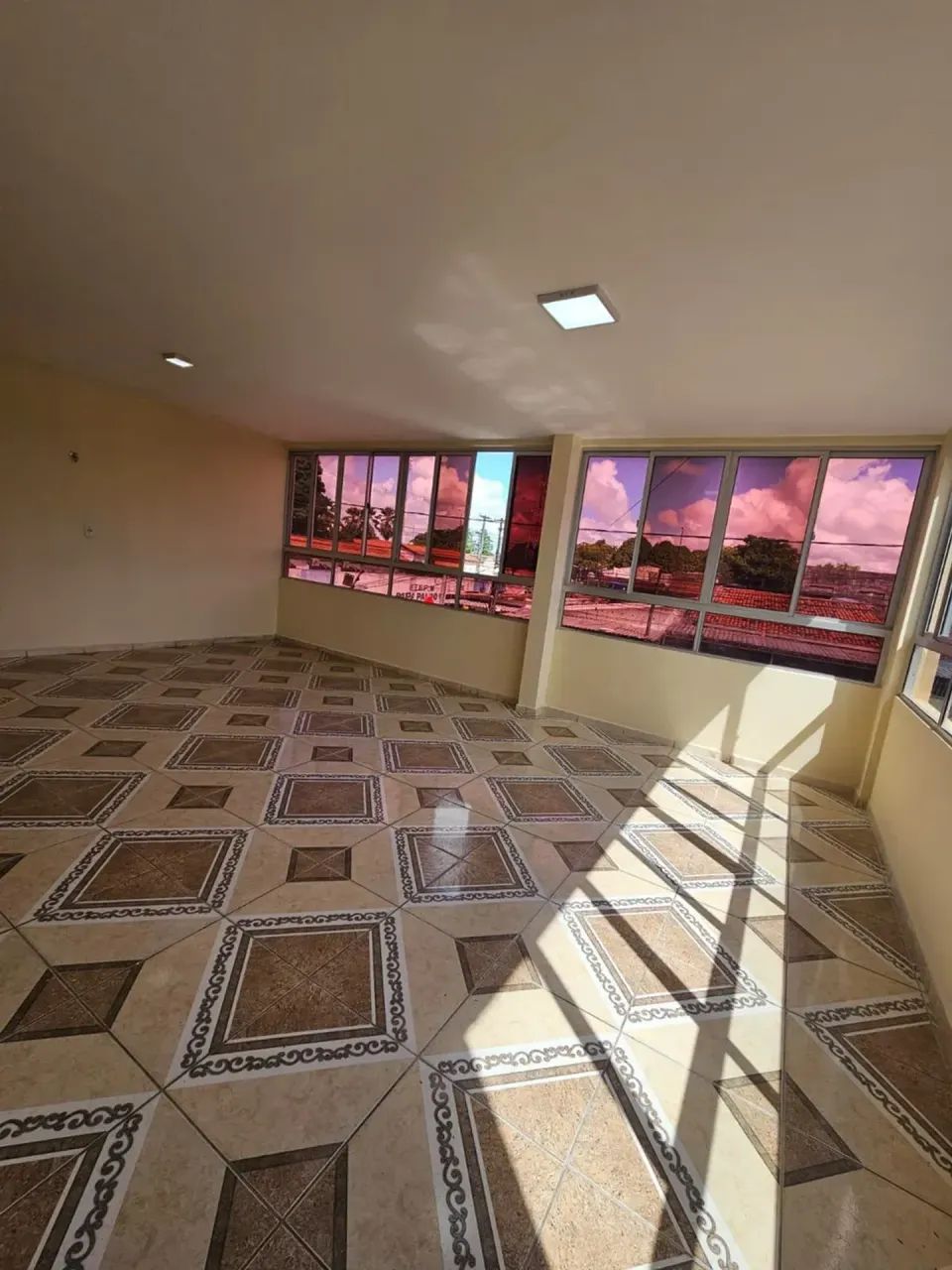 Casa espaçosa com 3 quartos, sendo 1 suíte em Cruz das Armas! - Foto 3