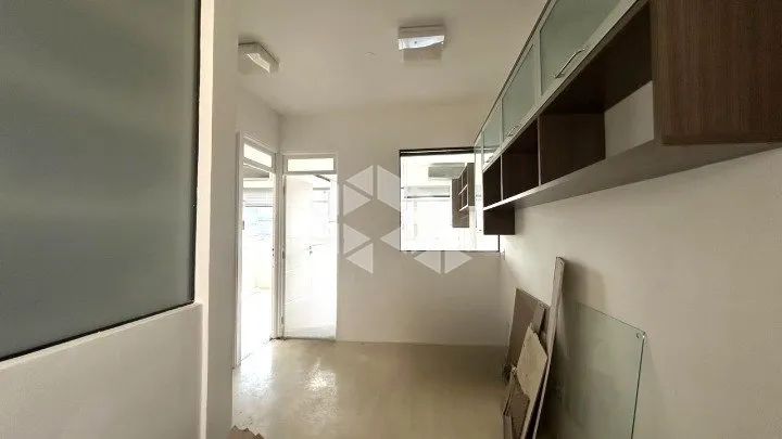 SALA COMERCIAL À VENDA COM 40 M² NO CENTRO DE FLORIANÓPOLIS - Foto 4
