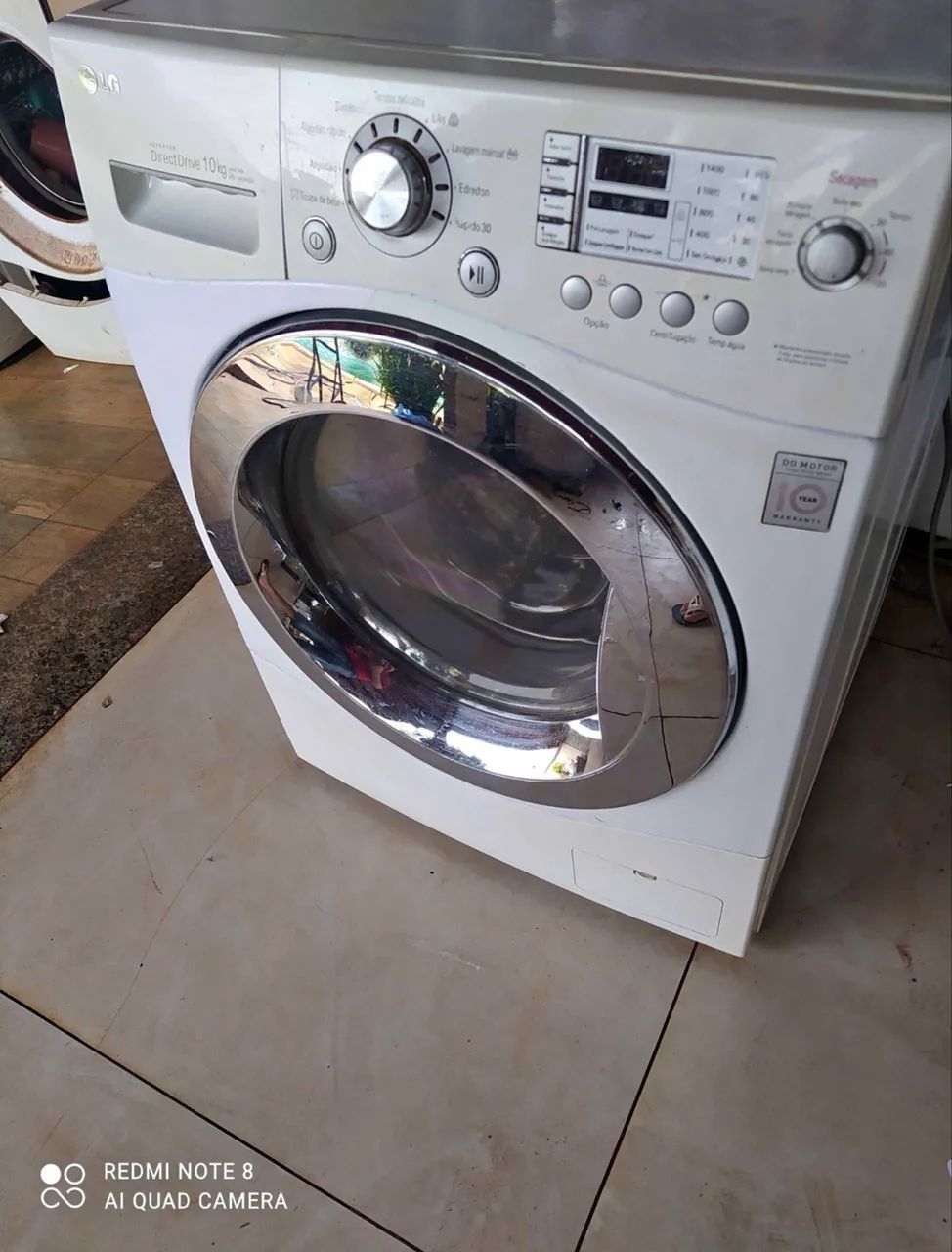 Lava e seca LG 10 kg semi nova - Foto 4