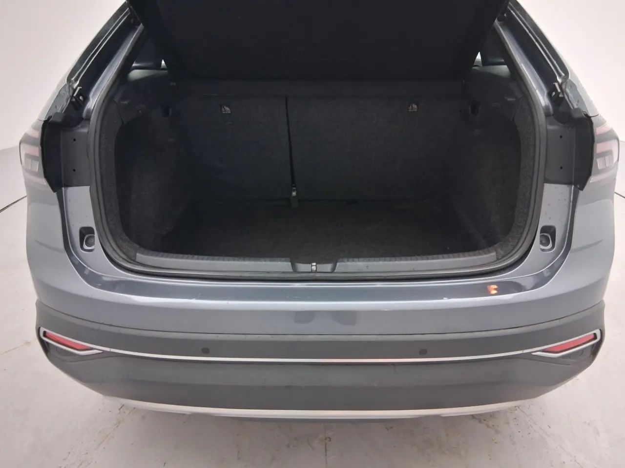 Volkswagen Nivus Highline 1.0 200 TSI Flex Aut., foto 9 de 18