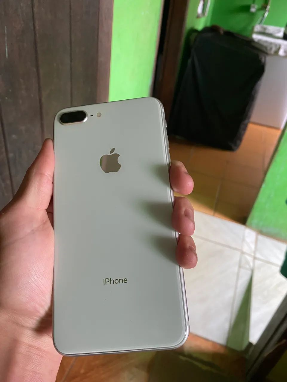 iPhone 11 & 8 Plus (Saude da bateria 98 e 100%) - Foto 2