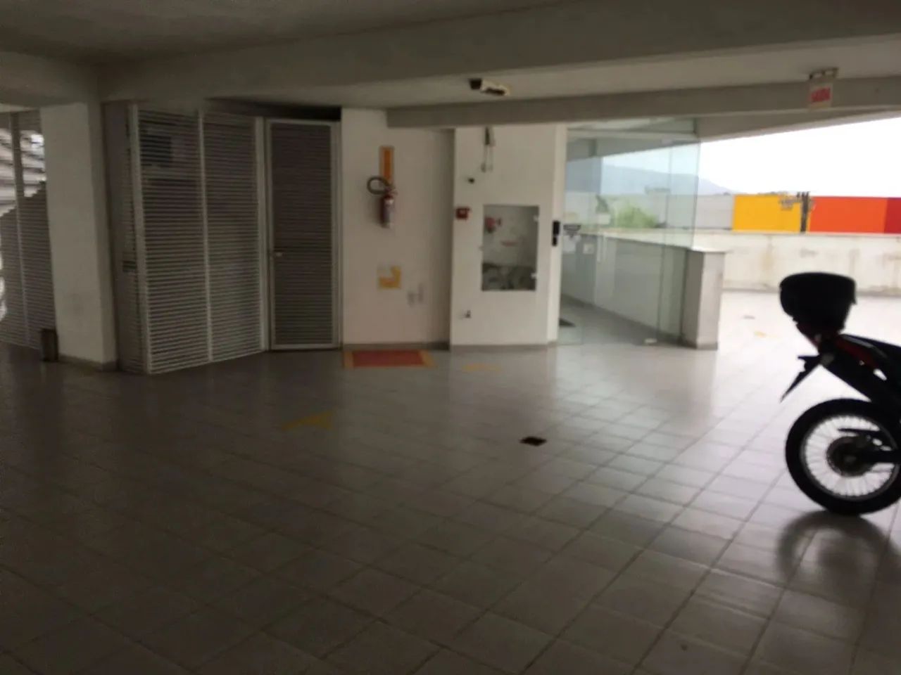 Estacionamento em Coqueiros - Foto 4