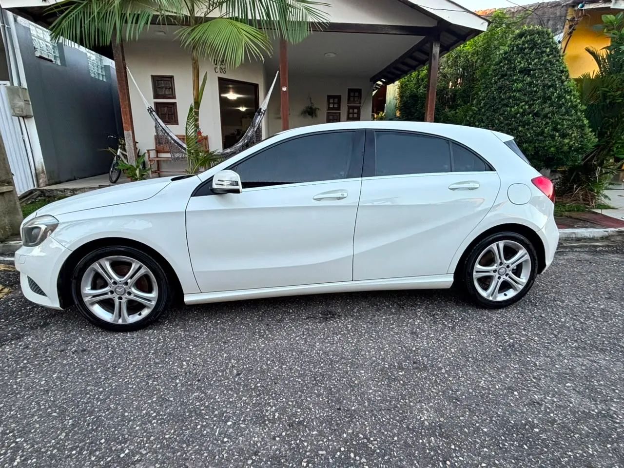 Mercedes-Benz Classe Classe A 200 1.6 TB 16V Urban 156cv Aut. 2015
