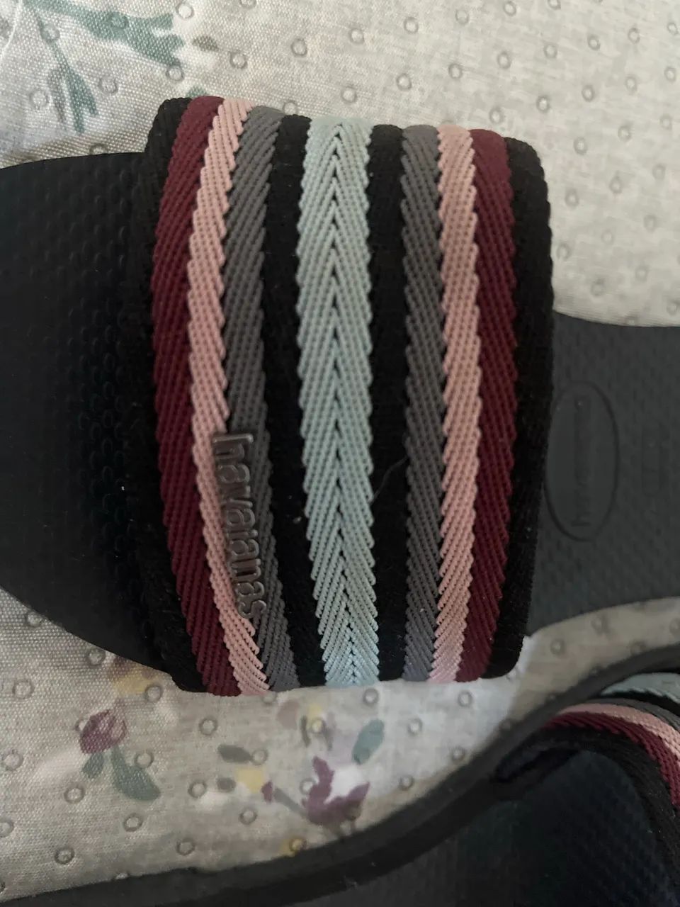 Sandália colorida Havaianas - Foto 2
