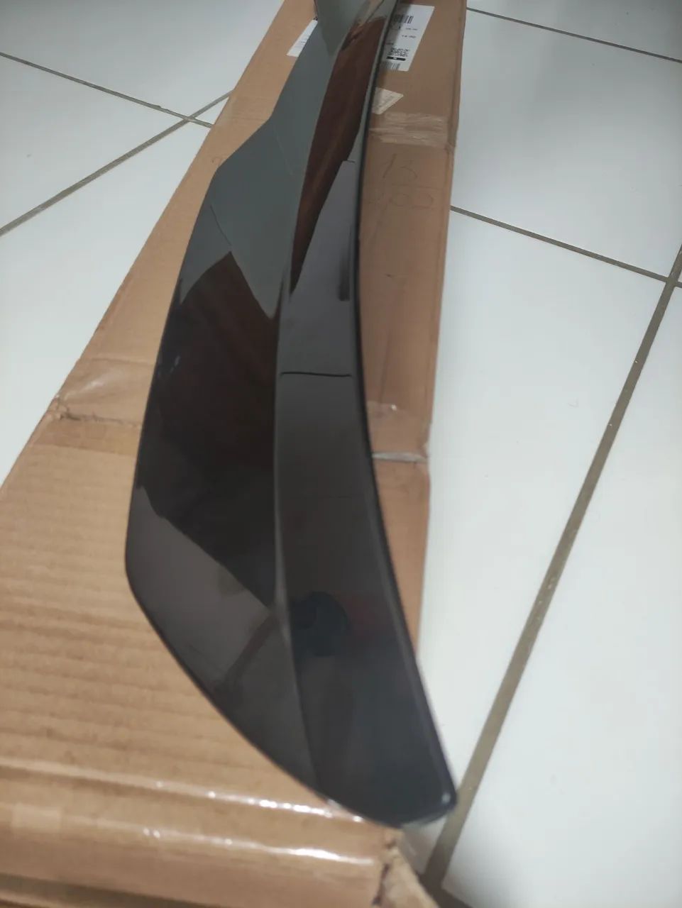 Aerofólio Universal Carro Hatch - Foto 4