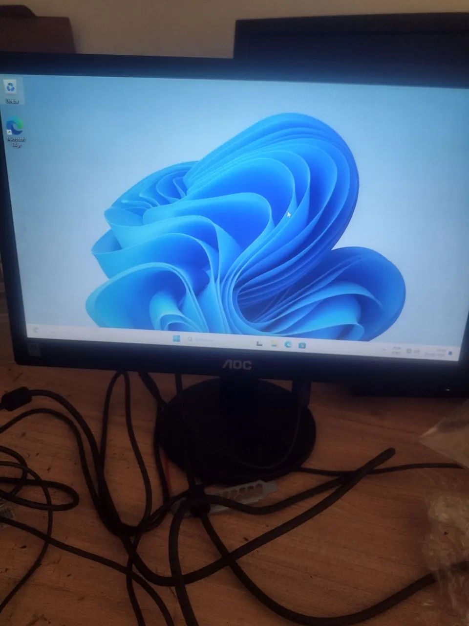 CPU LENOVO THINKCENTER  - Foto 3