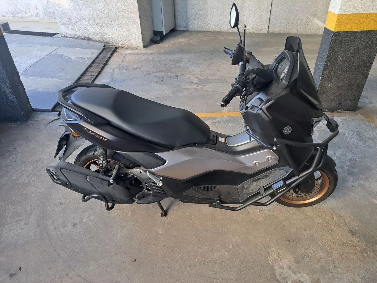 Nmax 2025 marron - Foto 2