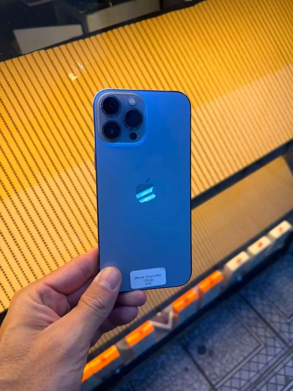 smartphone 13 pro Max azul ? 128 g
