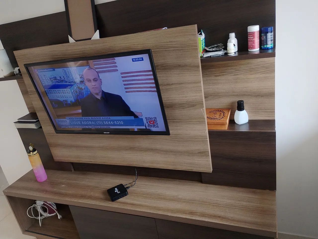Estante com painel  - Foto 2