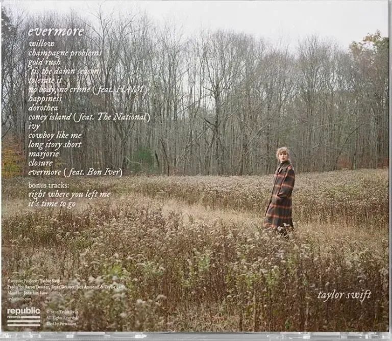 新品未開封　Taylor Swift evermore evermore: Amazon.com.br: CD e Vinil