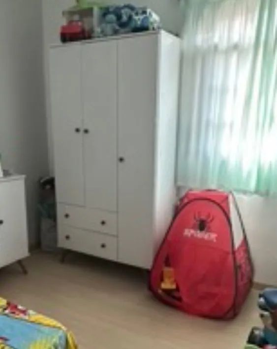Guarda roupa infantil/solteiro