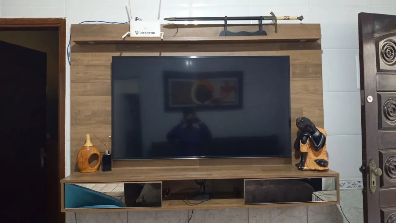Vende se uma mesa e um rack - Foto 3