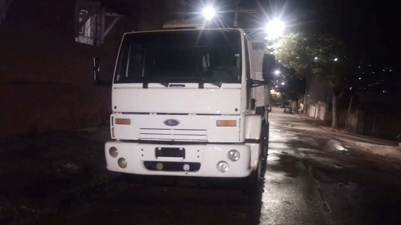 Ford cargo 2422  - Foto 2