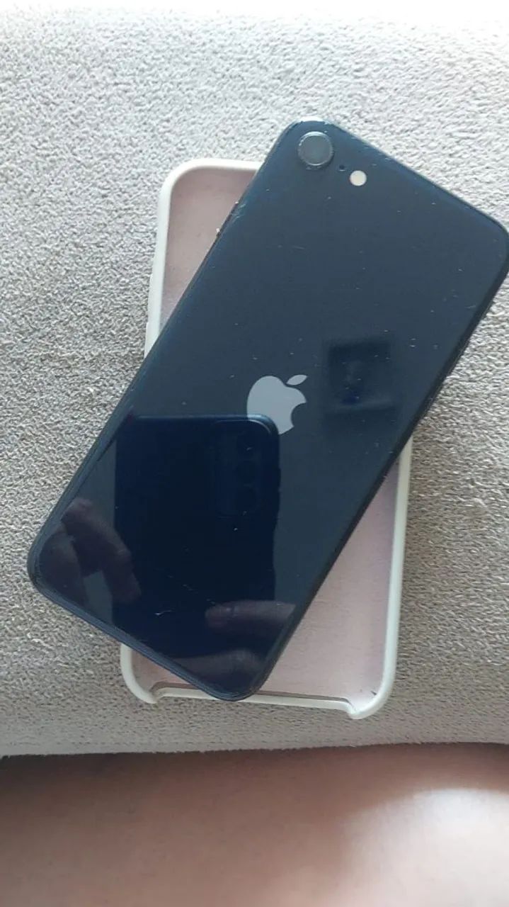 Iphone SE geração 3 - Foto 3