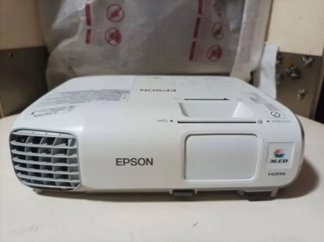 Projetor Epson PowerLite S17 com HDMI - Usado