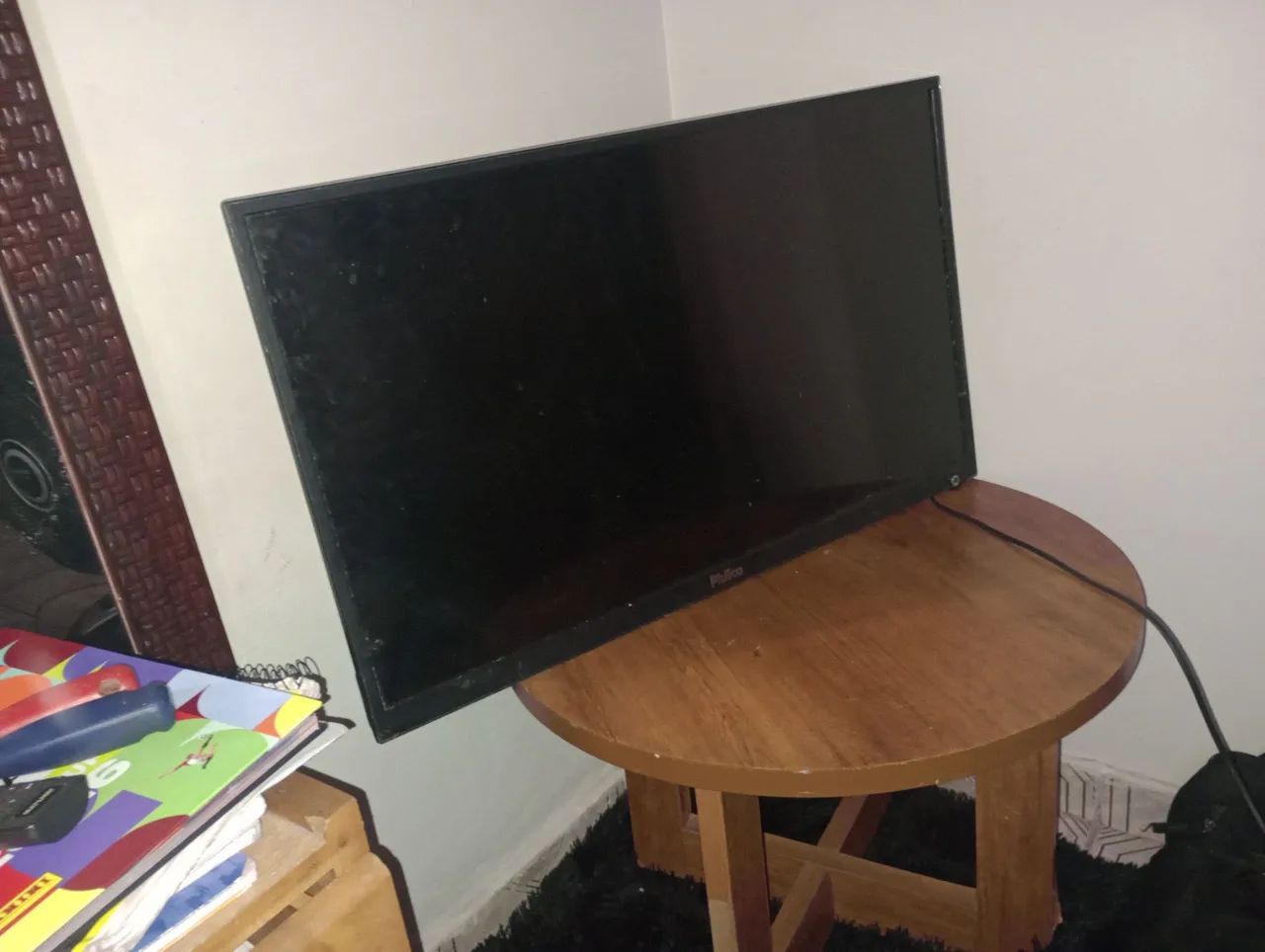 Tv 32 polegadas com listras na tela 