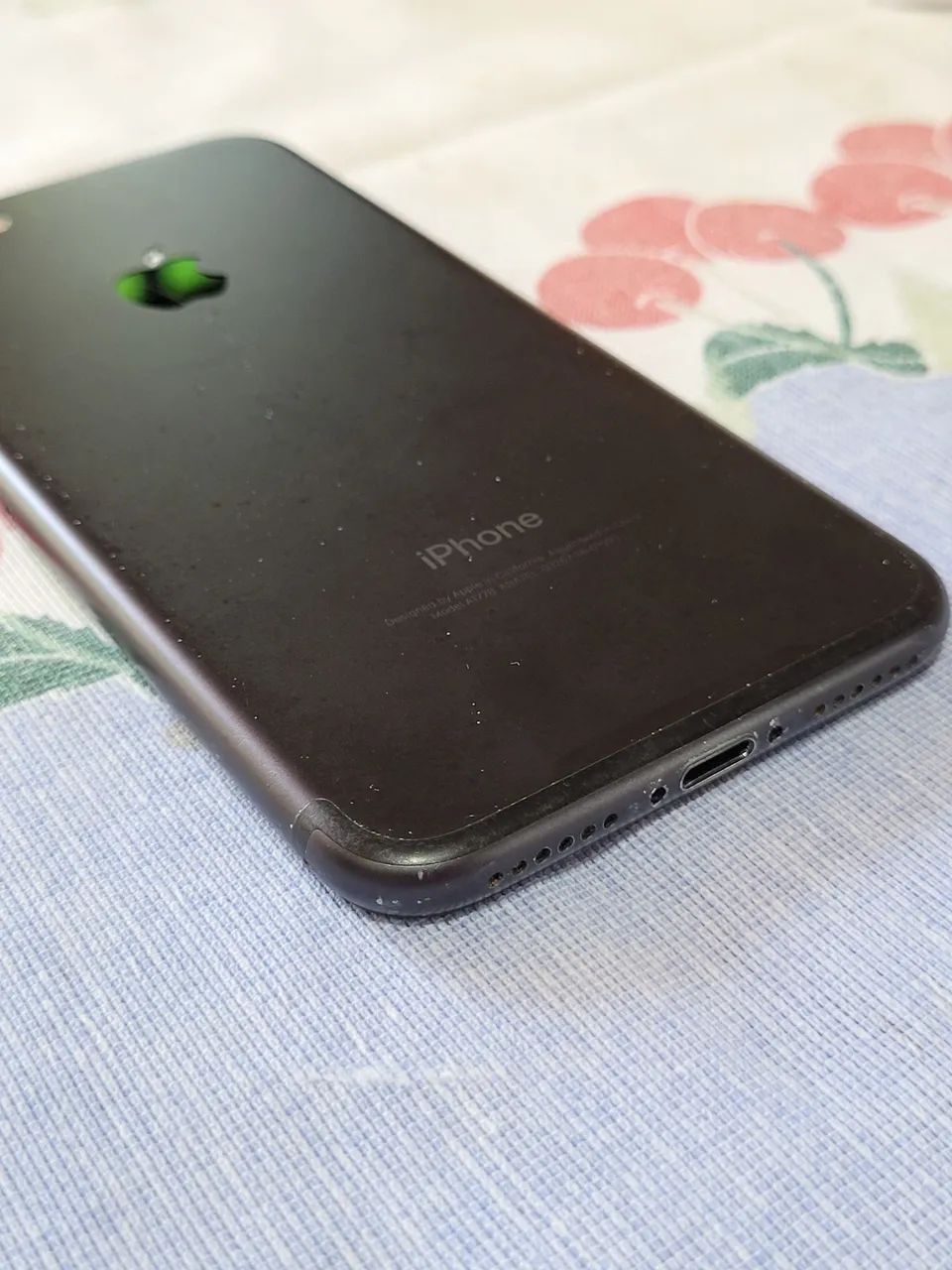 IPhone 7 128GB - Funcionando perfeitamente | Com marcas de uso - Foto 4