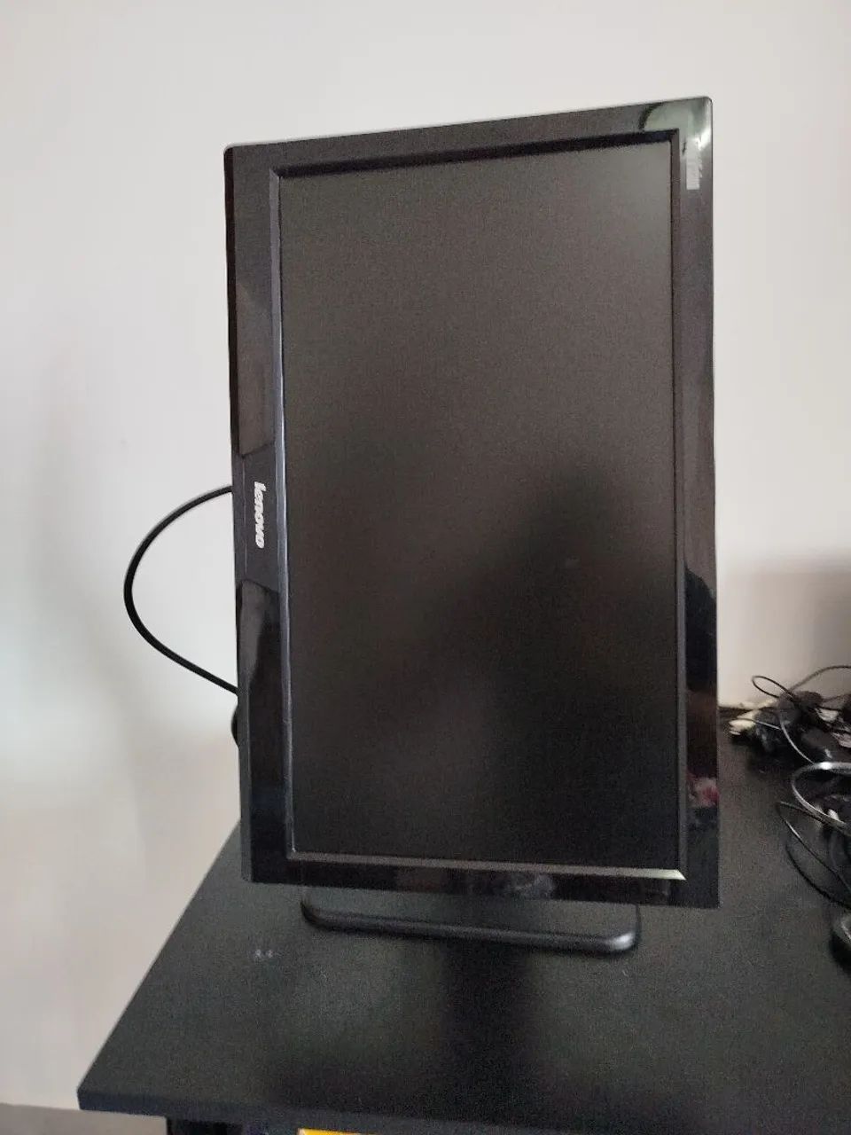 Monitor Lenovo Ajustável 19 pol - Foto 2