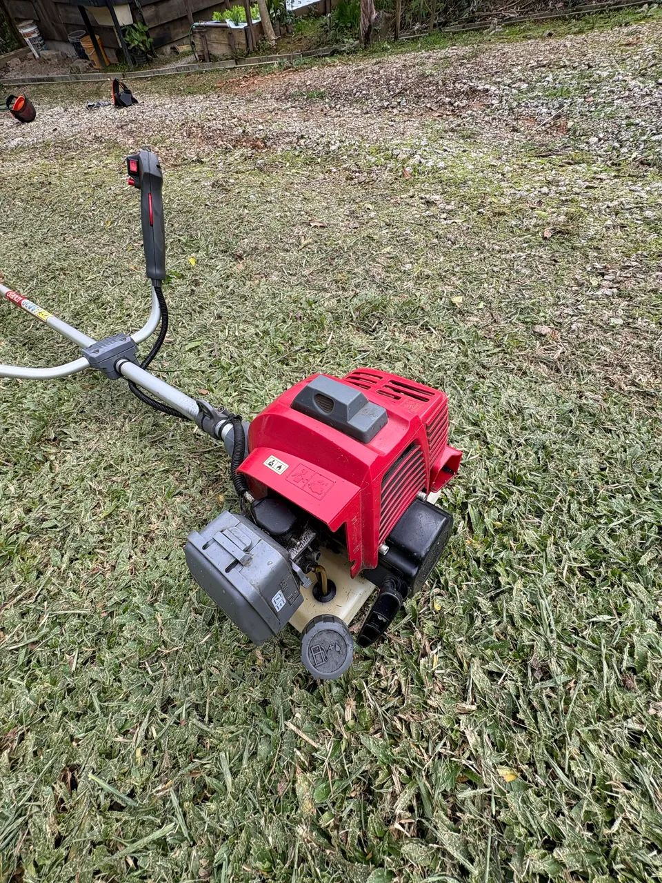 Roçadeira Pouco Usada - Foto 5