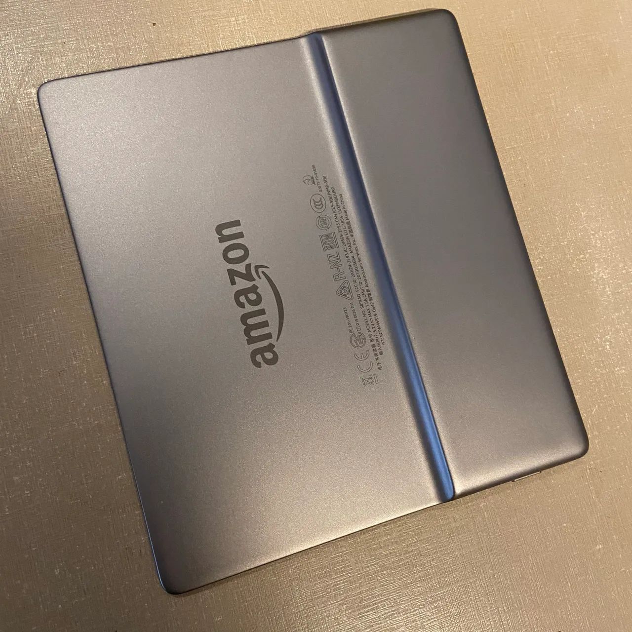Amazon Kindle Oasis (10 Gen) - Foto 2