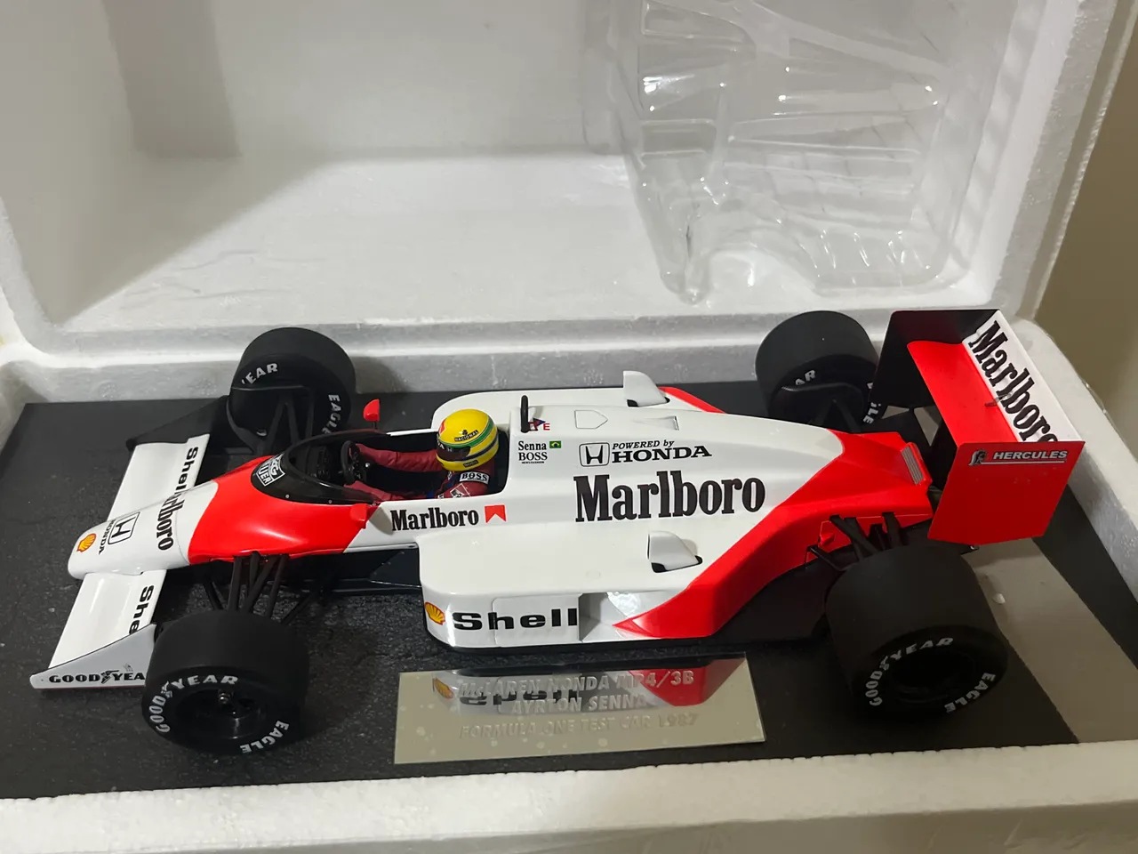 Minichamps McLaren MP4/4 Honda Turbo 1988 - Ayrton Senna - 1:43