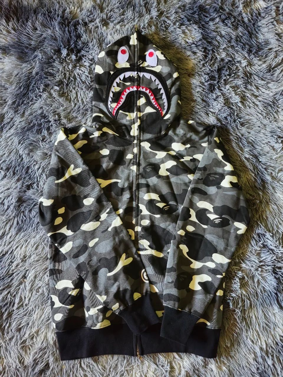moletom bape camo shark cinza
