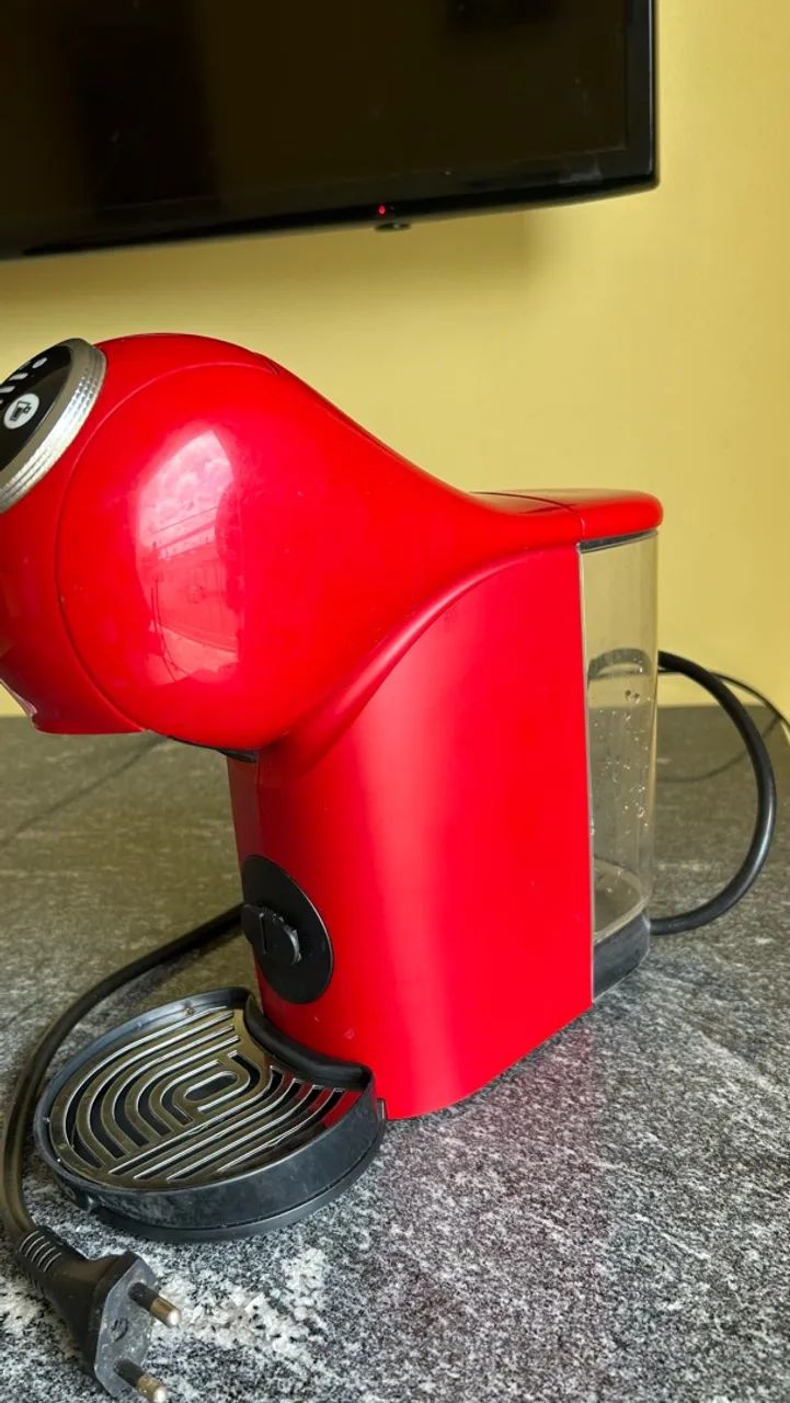 Vendo cafeteira Dolce Gusto - Foto 4