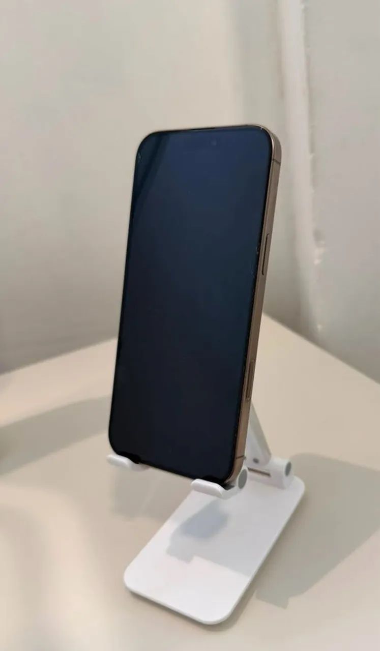 iPhone 16 Pro Max 512GB - Foto 2