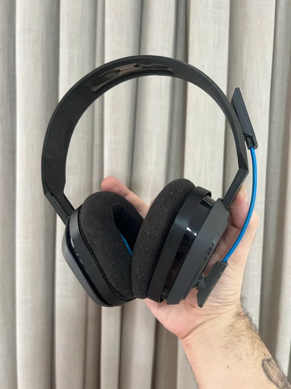 Astro A10