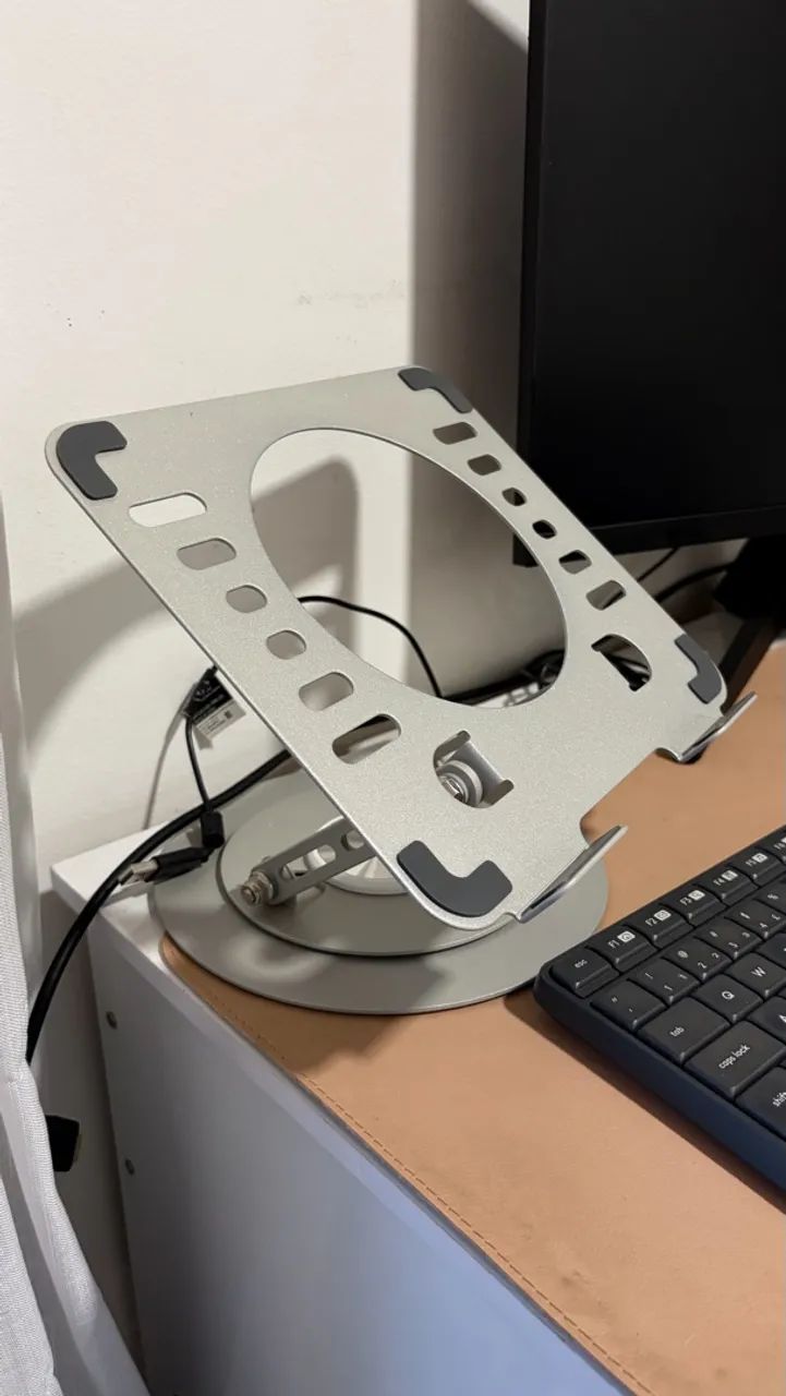 Suporte para notebook/tablet regulável e giratório - Foto 3