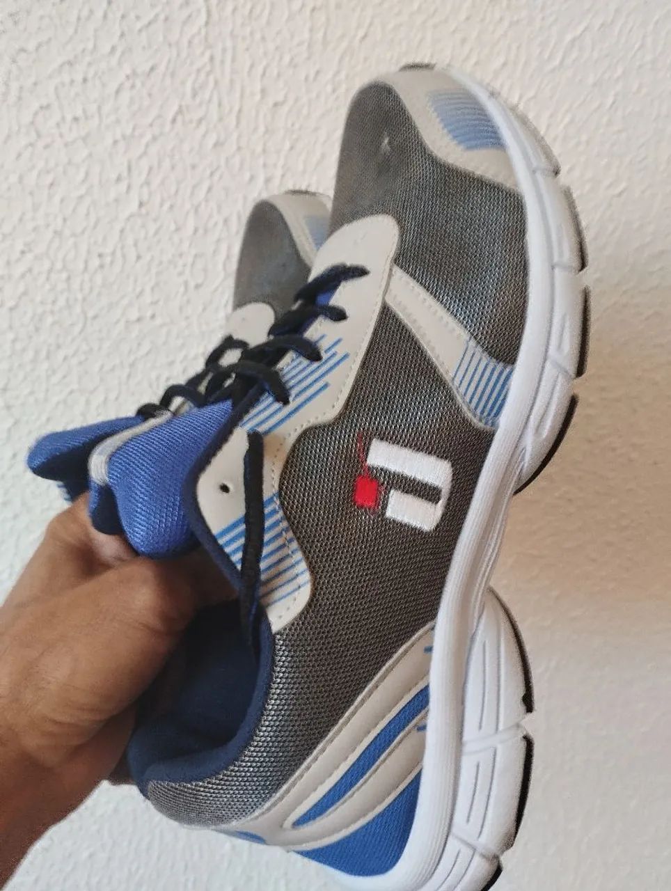 Tênis masculino número 41 