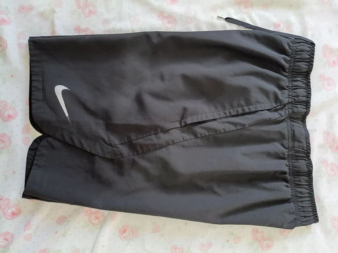 Bermuda masculina Nike tamanho P/M - Foto 5