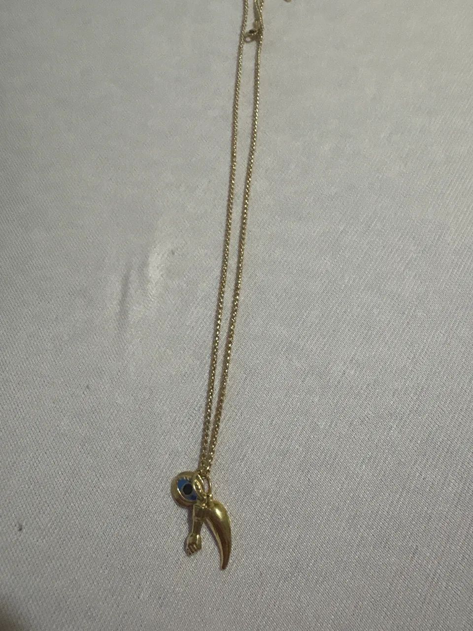 Colar e pingente de ouro 18k