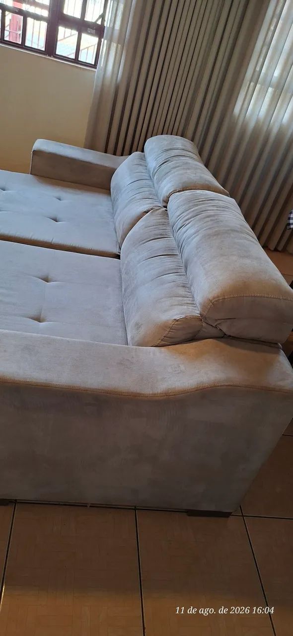 Sofá retrátil e reclinável
