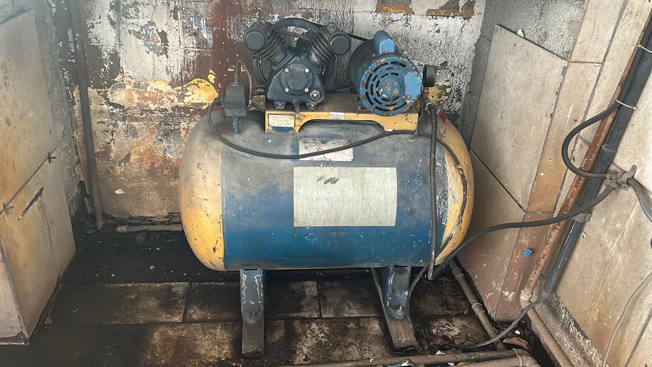 Compressor de Ar Schulz 220V