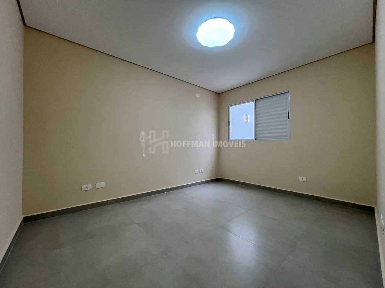Casa Residencial e Comercial com 4 Dormitórios, 220 m² - Barcelona - SCS. - Foto 5